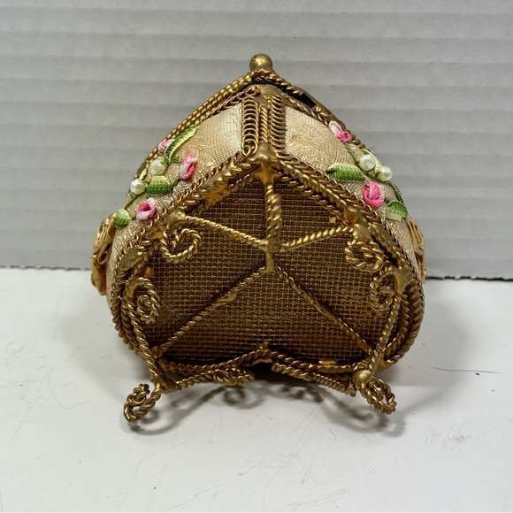 Victorian Style Heart Shaped Trinket Box-Fabric-Ribbon Art/Gild Metal Frame 3in - Picture 11 of 14